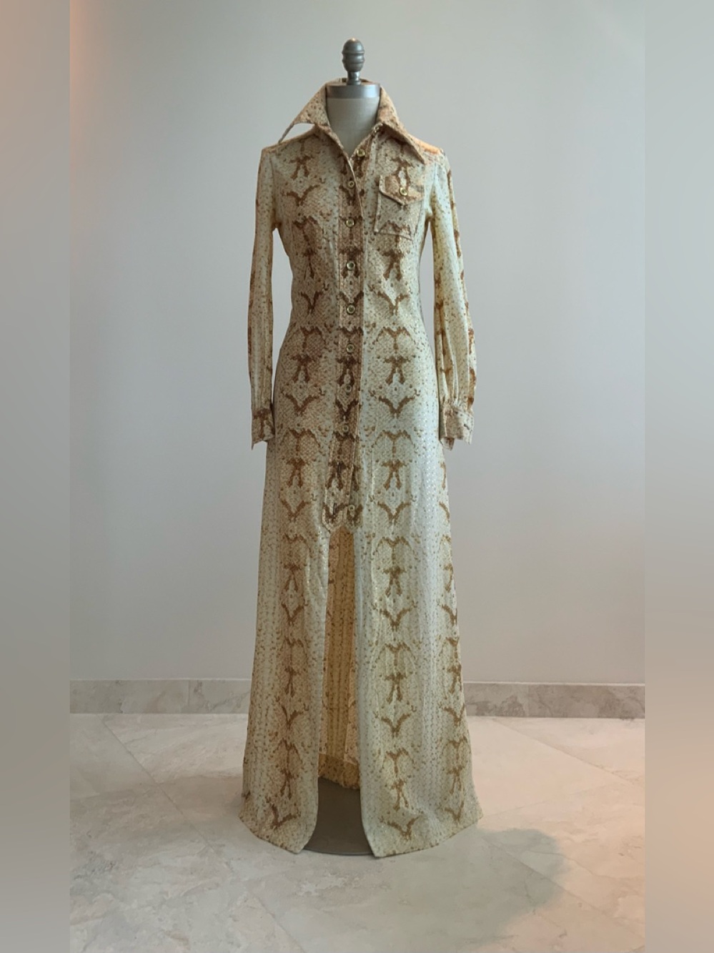 Vtg 70’s  Women's Cream Snake Print Dress sz small